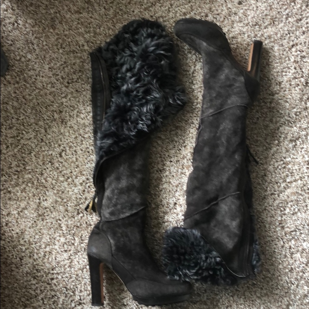 Ugg over knee fur boot in great condition
